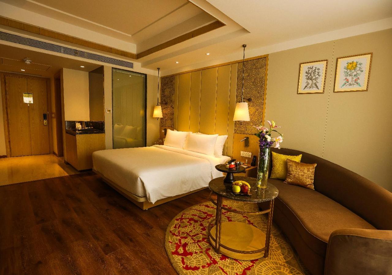 Hotel Radisson Bhopal Exterior foto