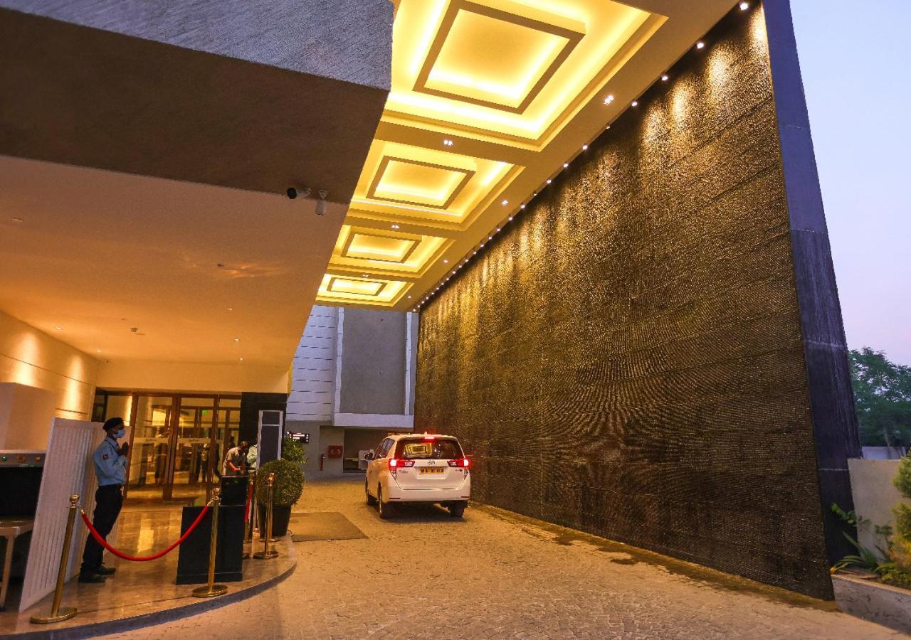 Hotel Radisson Bhopal Exterior foto